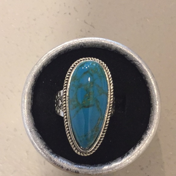 Fashion Jewelry Jewelry - Stamped 925 Silver large turquoise ring size 9